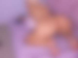 Live cam show with AMBARASM - Dirty on StripNow