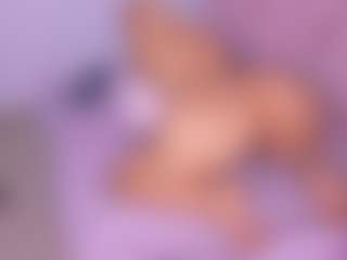 Live cam show with AMBARASM - Athletic Brown Eyes on Gym Cam Girls