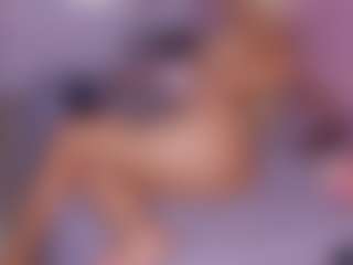 Live cam show with AMBARASM - Lush Blonde Hair on Milfs Live