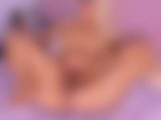 Live cam show with AMBARASM - Athletic Spank on Gym Cam Girls