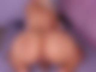 Live cam show with AMBARASM - Athletic Shaved Pussy on EXY