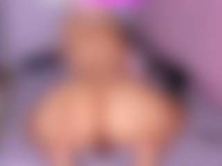 Live cam show with AMBARASM - Shaved Pussy Curvy on CamClone