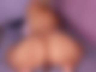 Live cam show with AMBARASM - Athletic Brown Eyes on Camsoda