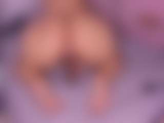 Live cam show with AMBARASM - Big Tits on StripNow