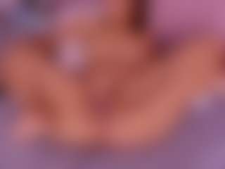 Show de cam en vivo con AMBARASM - Big Tits Small Tits en Camsoda