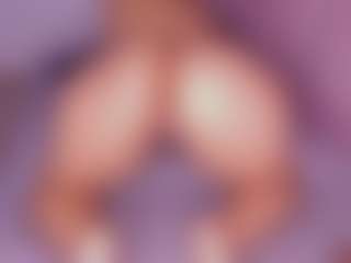 Live cam show with AMBARASM - Deepthroat on Camsoda