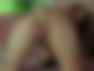 Live cam show with AryaNaughty - Brown Hair on Chatstar