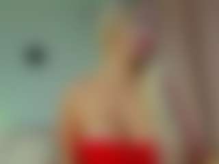 Live cam show with AryaNaughty - Butt Plug on AdultVida.com