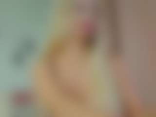 Live cam show with AryaNaughty - Handjob on Camsoda