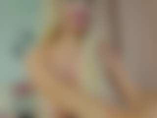 Live cam show with AryaNaughty - Brown Hair on Camsoda