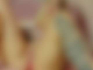 Эротическая трансляция с AryaNaughty — Flashing на Camsoda