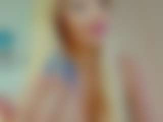 Live cam show with AryaNaughty - Smoking on Free Soda