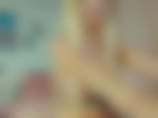 Live cam show with AryaNaughty - Flashing on Dolls Live