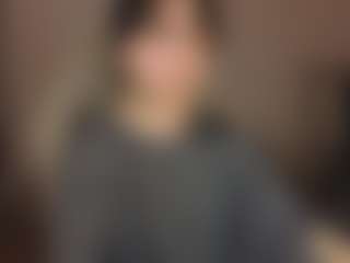 Live cam show with esajukyy - Smoking on madthumbs
