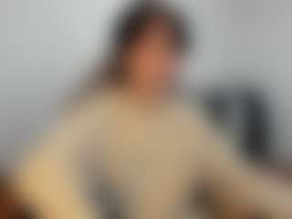 Live cam show with esajukyy - Butt Plug on AdultVida.com