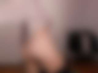 esajukyy's Live Sex Cam Show