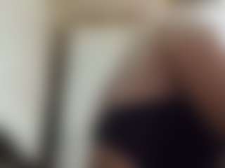 Ellinrosex's Live Sex Cam Show