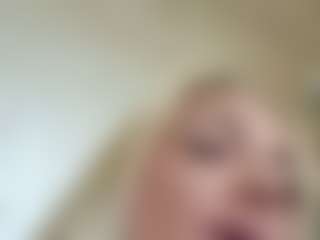 Ellinrosex's Live Sex Cam Show
