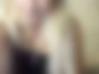 Ellinrosex's Live Sex Cam Show