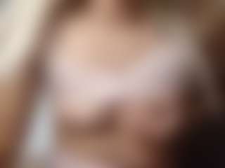 Ellinrosex's Live Sex Cam Show