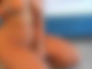 Live cam show with Mia - Joi on Camming Site