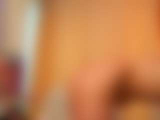 Live cam show with Mia - Flash on Camsoda