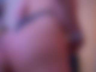 Live cam show with Mia - Fuck on Camming Site