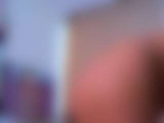 Live cam show with Mia - Sex on Milfs Live