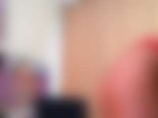Live cam show with Mia - Flash on Camsoda