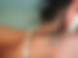 Live cam show with Mia - Joi on nudelive.tv
