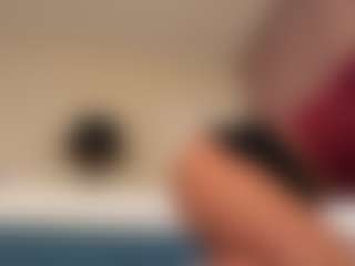 Live cam show with Mia - Joi on CamClone