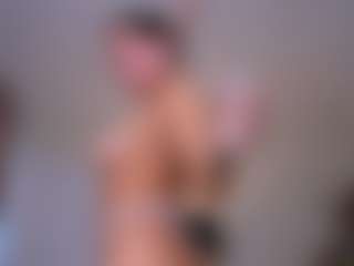Mia's Live Sex Cam Show