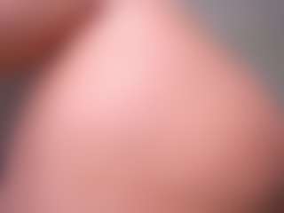 Mia's Live Sex Cam Show