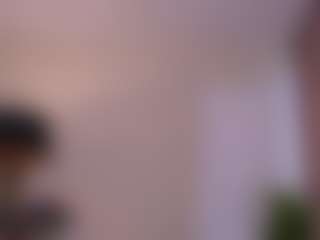 Mia's Live Sex Cam Show
