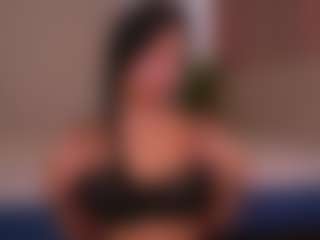 Live cam show with Mia - Wet on Milfs Live
