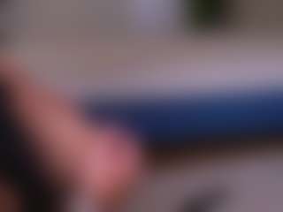Mia's Live Sex Cam Show