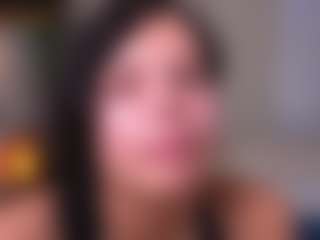 Live cam show with Mia - Striptease MILF on alttransgirls