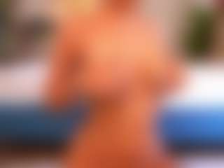 Live cam show with Mia - Fuck on Mixed Magazine Live