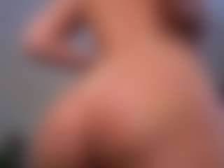 Mia's Live Sex Cam Show