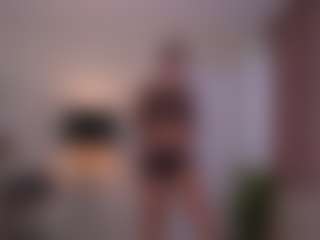 Live cam show with Mia - Flash on Camsoda