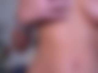 Mia's Live Sex Cam Show
