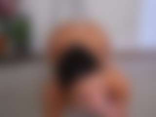 Live cam show with Mia - Normal on livesuperchat.net