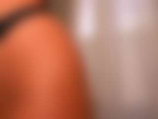 Mia's Live Sex Cam Show