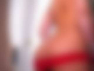 Live cam show with Mia - Sex on LiveSexCams6