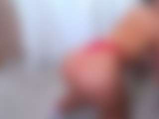 Mia's Live Sex Cam Show
