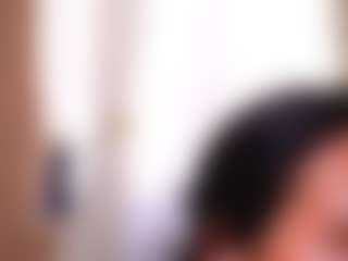Live cam show with Mia - Flash on StripNow