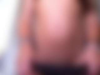 Mia's Live Sex Cam Show