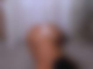 Mia's Live Sex Cam Show