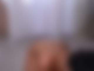 Mia's Live Sex Cam Show