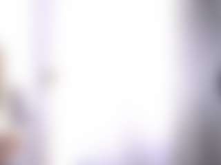 Mia MILF webcam performer live streaming